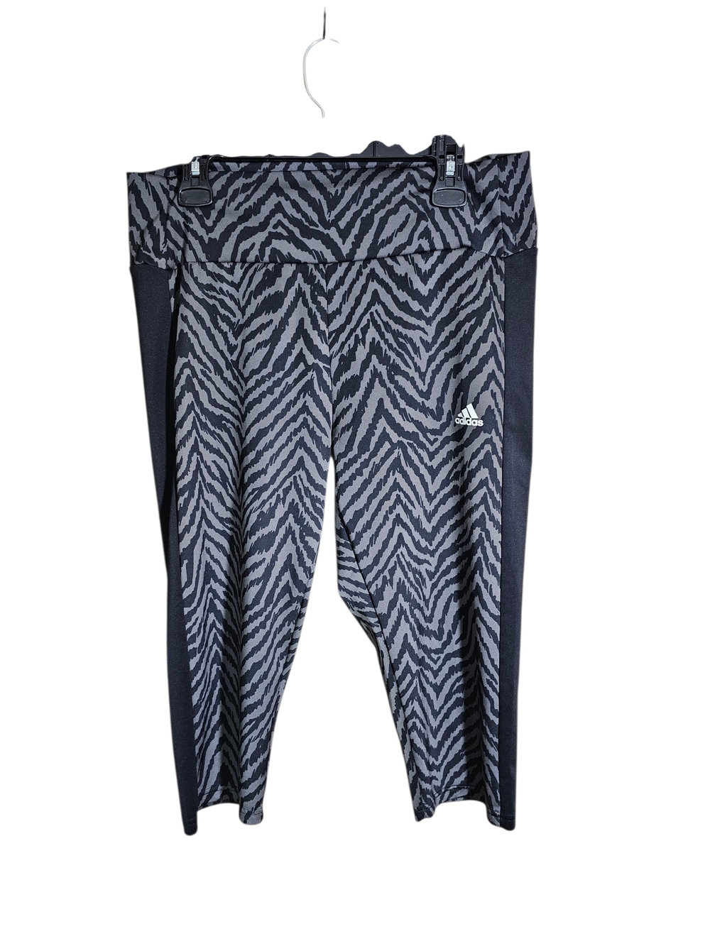 adidas Gray & Black Zebra-Print Capri Leggings